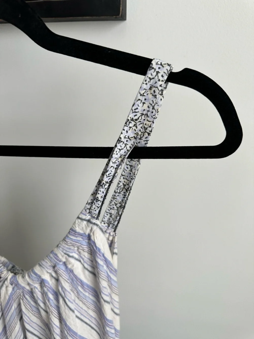 La Vie Rebecca Taylor Blue & White Striped Midi Dress | V-Neck Flowy Sundress - Picture 6 of 16